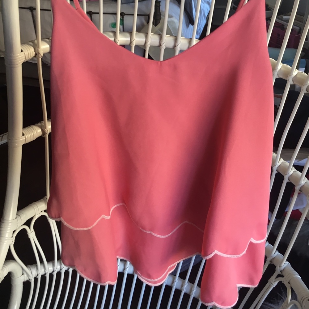 Pink tank
